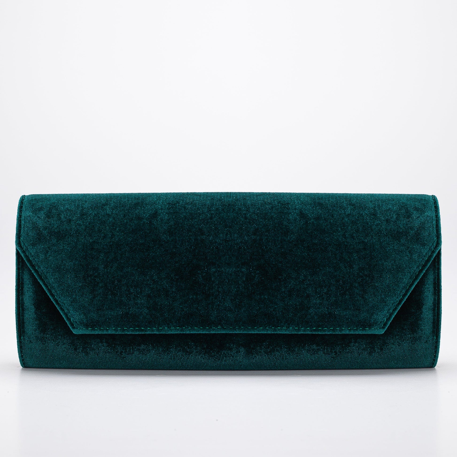 Green velvet clutch, Velvet clutch in green, Stylish green velvet purse, Chic green velvet clutch bag, Trendy green velvet handbag, Fashionable green velour clutch, Elegant green velvet evening bag, Luxurious green velvet purse, Designer green velvet clutch, Green velvet clutch for women.